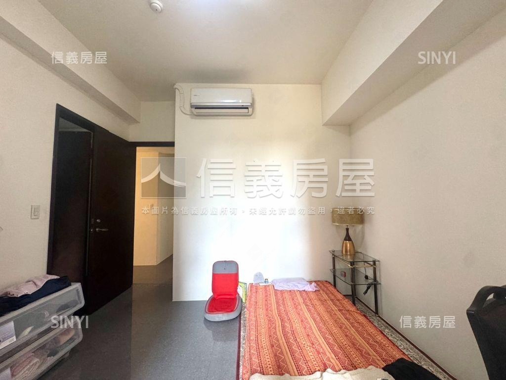 １２期雅砌三房三衛雙車位房屋室內格局與周邊環境