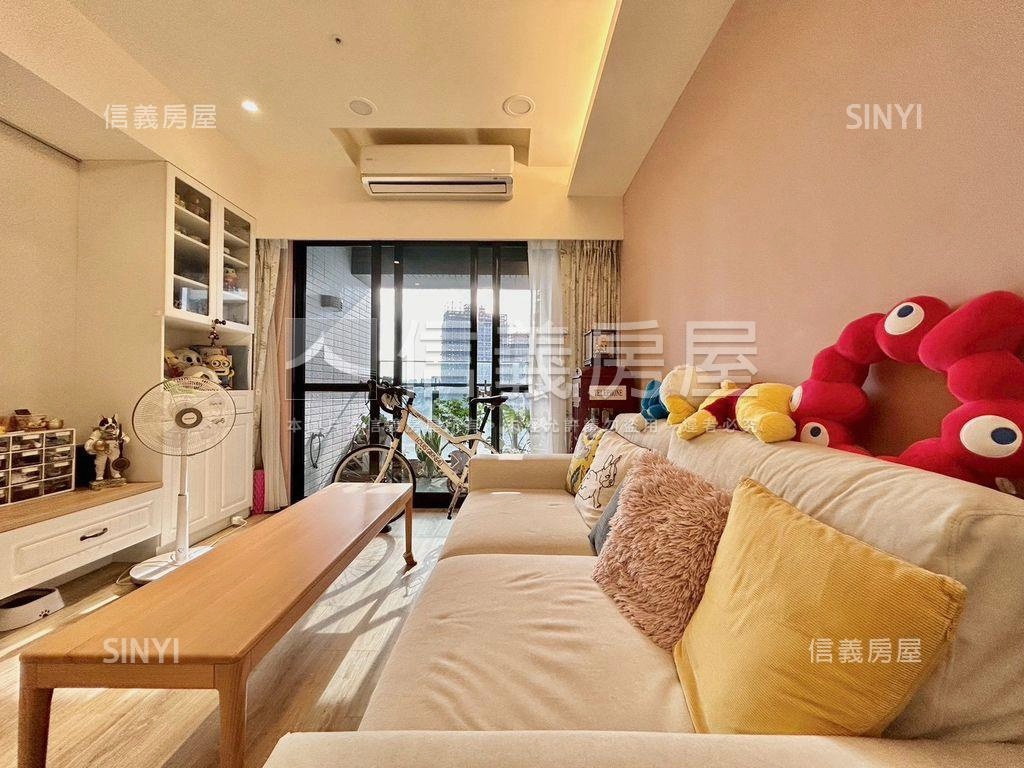 專任雙學苑高樓西南大三房房屋室內格局與周邊環境