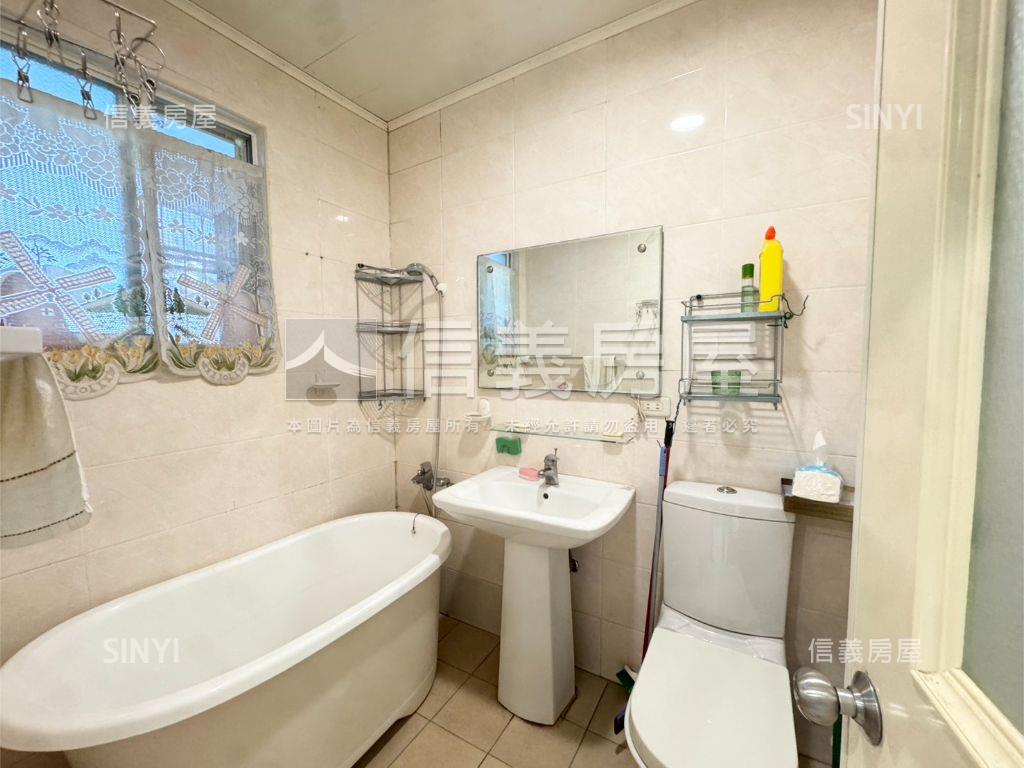 近公園頂泰順頂加房屋室內格局與周邊環境