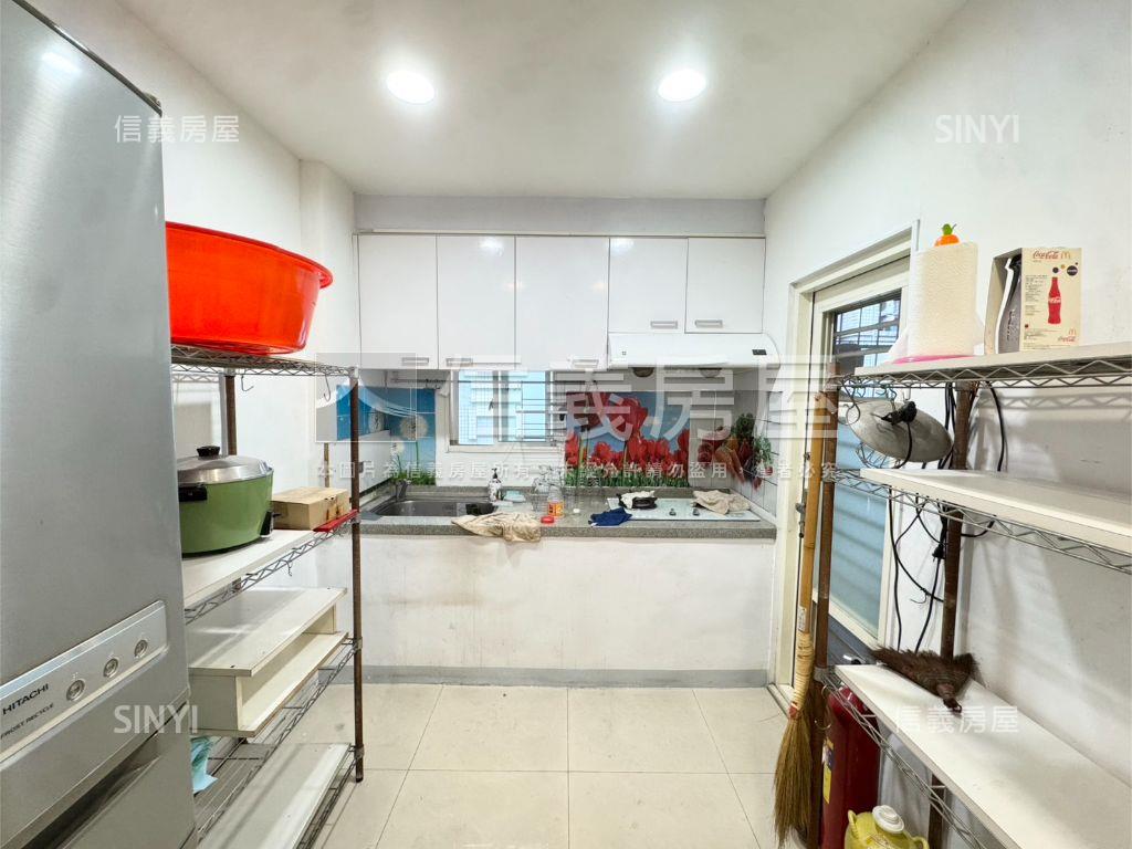 近公園頂泰順頂加房屋室內格局與周邊環境