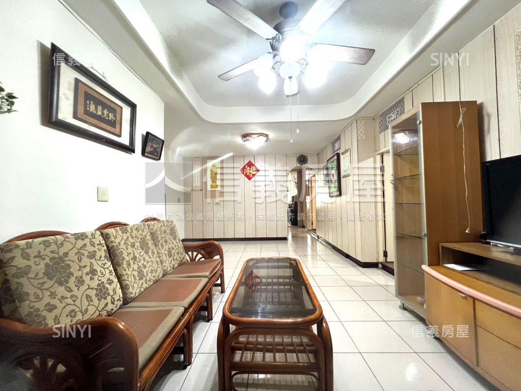 森呼吸｜公園旁方正二樓房屋室內格局與周邊環境