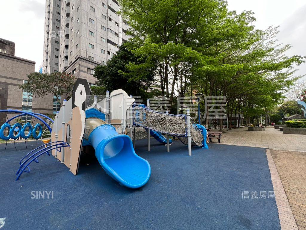 森呼吸｜公園旁方正二樓房屋室內格局與周邊環境