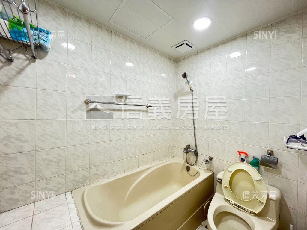 摩天鎮精美一房車位房屋室內格局與周邊環境