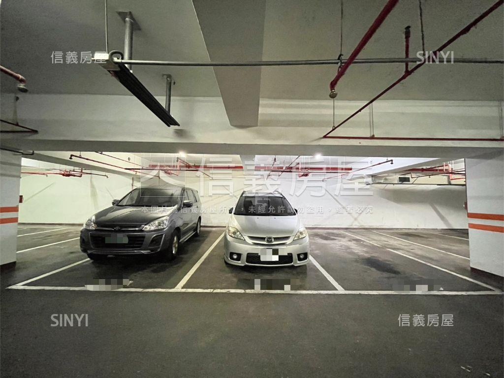 摩天鎮精美一房車位房屋室內格局與周邊環境