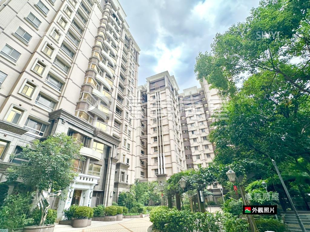 專任仰德珍寶四房車位房屋室內格局與周邊環境