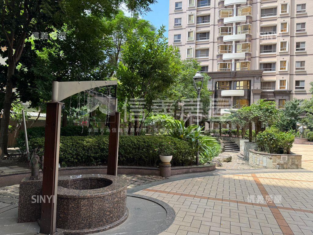 專任仰德珍寶四房車位房屋室內格局與周邊環境