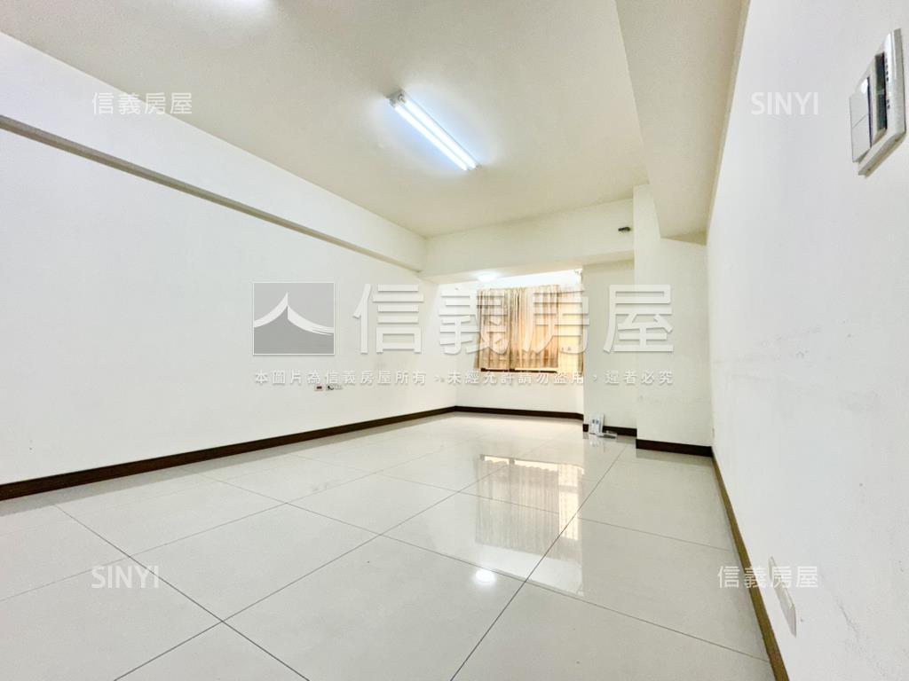 專任仰德珍寶四房車位房屋室內格局與周邊環境