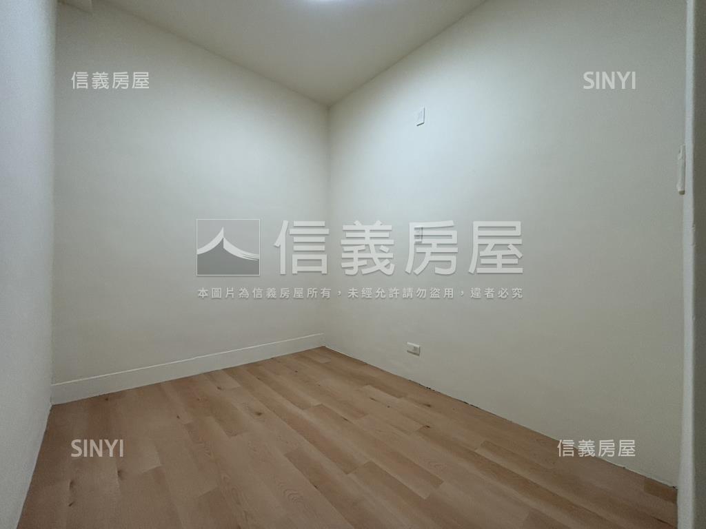 近淡江大橋三房美寓房屋室內格局與周邊環境