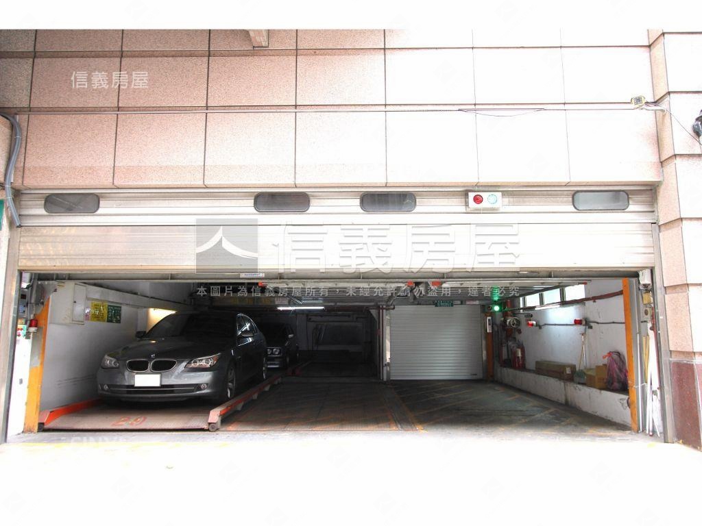 中山南西機械車位房屋室內格局與周邊環境