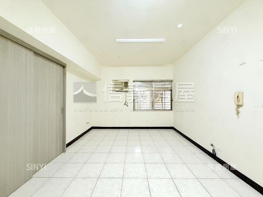 鼎山商圈三房車位房屋室內格局與周邊環境