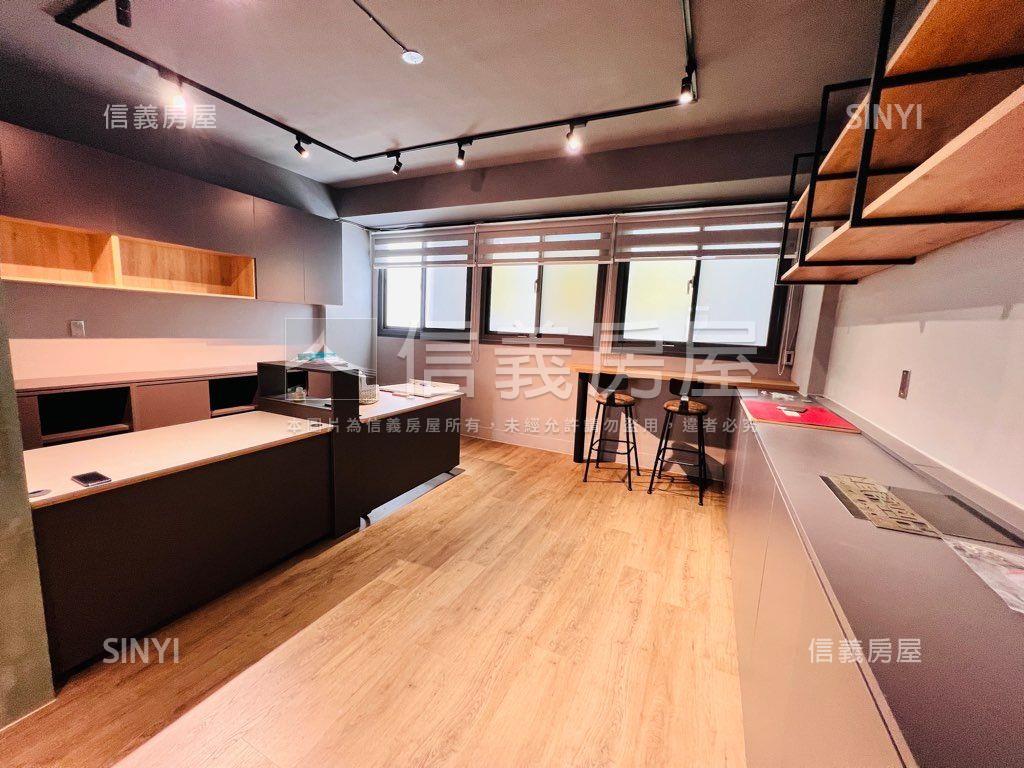 精誠中港面寬五米裝潢店面房屋室內格局與周邊環境