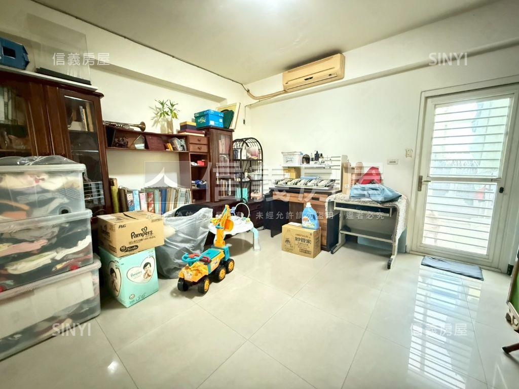 新農街邊間電梯透天房屋室內格局與周邊環境