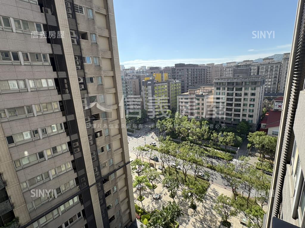 耶魯雲翠風雅三房房屋室內格局與周邊環境