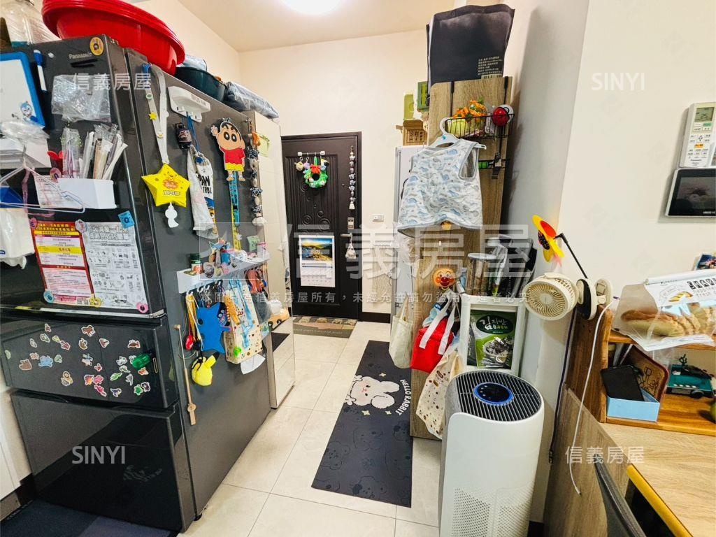 讚欸三面採光三房平面車位房屋室內格局與周邊環境