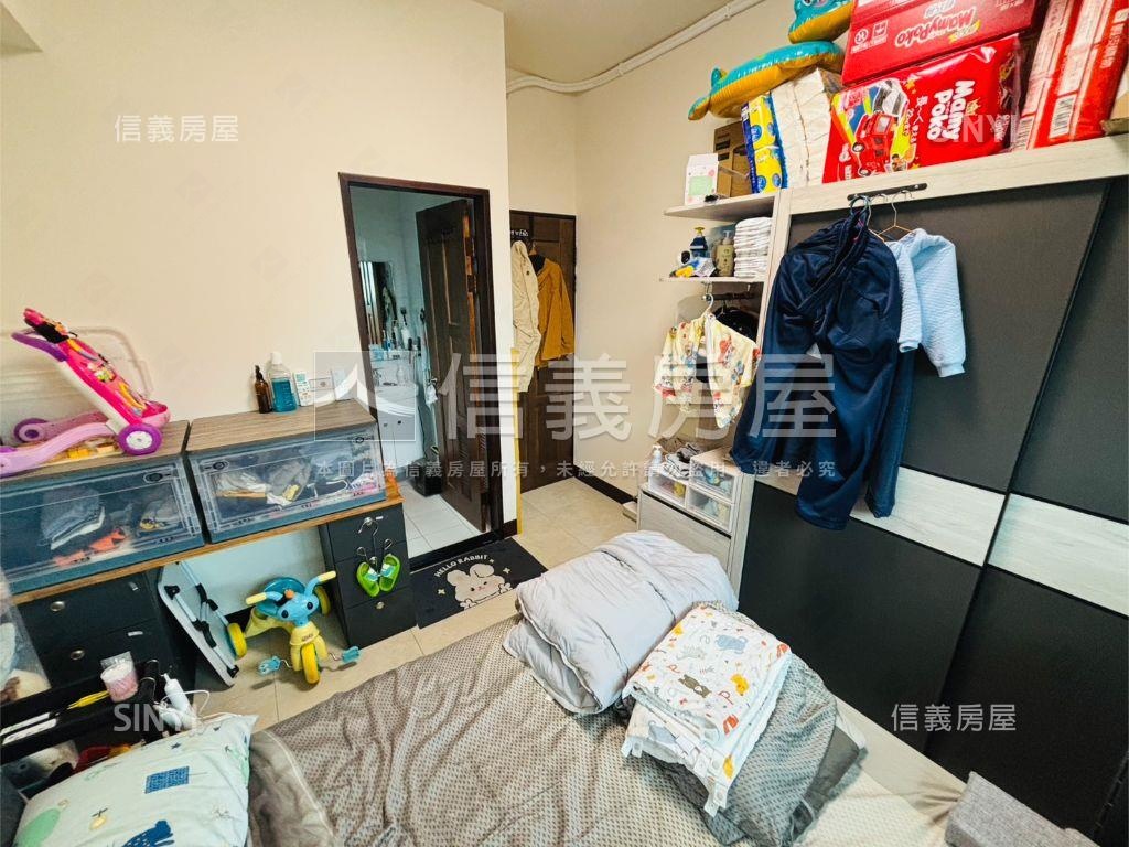 讚欸三面採光三房平面車位房屋室內格局與周邊環境