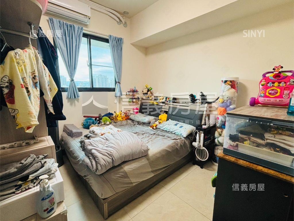 讚欸三面採光三房平面車位房屋室內格局與周邊環境