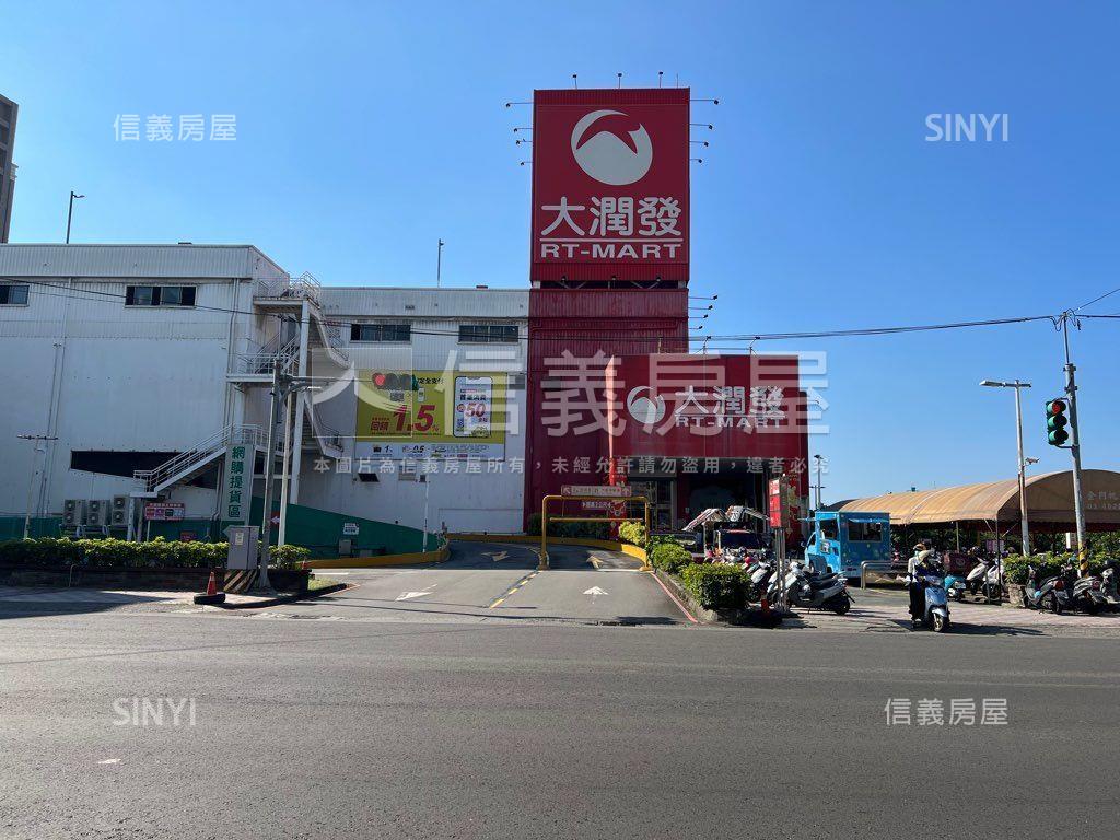南勢重劃區美三房平面車位房屋室內格局與周邊環境