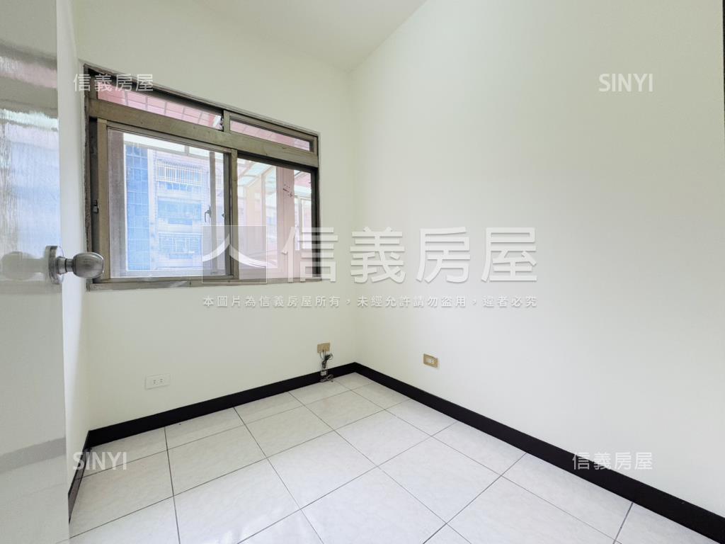 低總價成家三房車位房屋室內格局與周邊環境