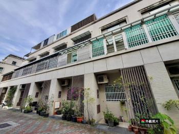 仁德雅致透天美屋