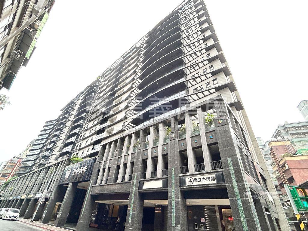 大威峰高樓三房全新未住過房屋室內格局與周邊環境