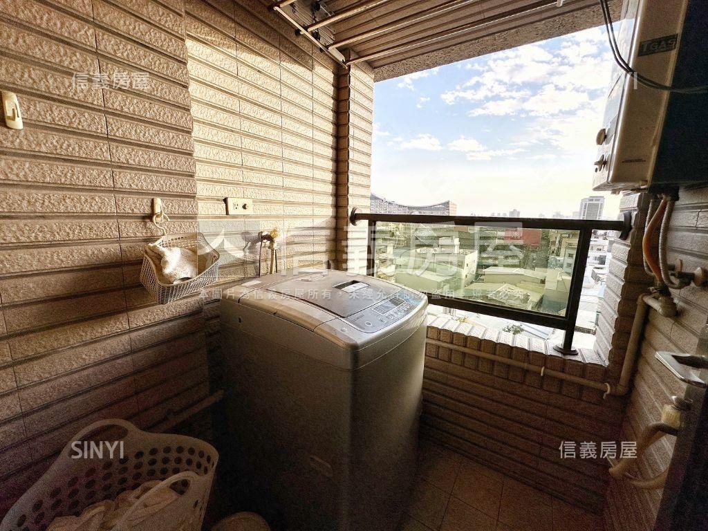 鳳揚２房１室優質採光美宅房屋室內格局與周邊環境