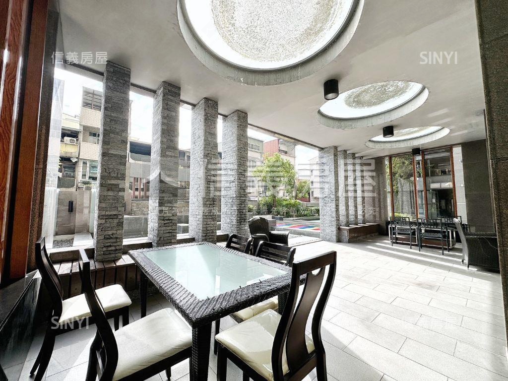 鳳揚２房１室優質採光美宅房屋室內格局與周邊環境