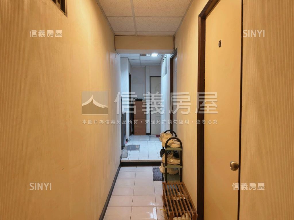 華誼信義旁收租大樓Ａ房屋室內格局與周邊環境