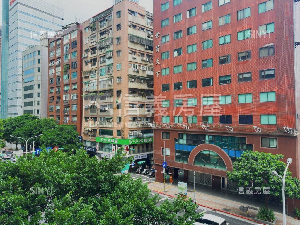 華誼信義旁收租大樓Ａ房屋室內格局與周邊環境