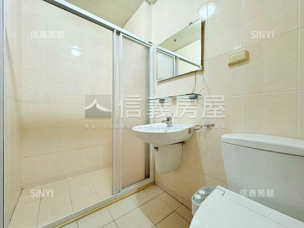 ［善化］市中心雙車墅房屋室內格局與周邊環境