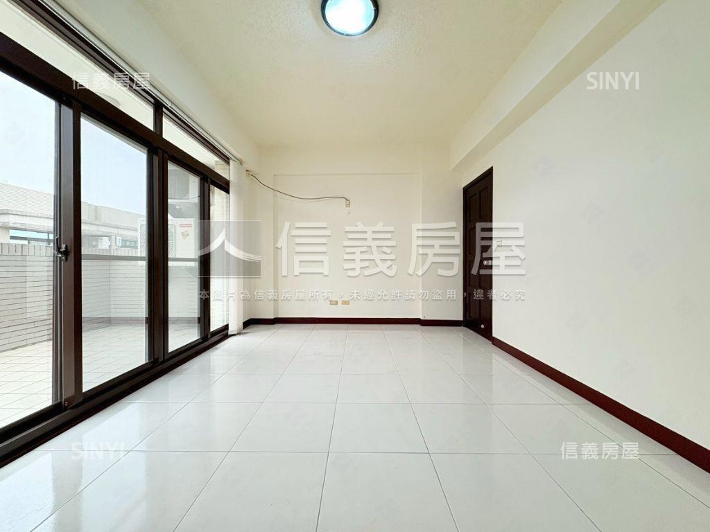 ［善化］市中心雙車墅房屋室內格局與周邊環境