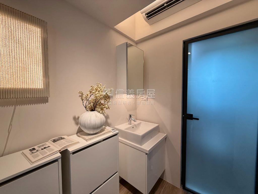 奇岩站＿高樓山景溫馨宅房屋室內格局與周邊環境