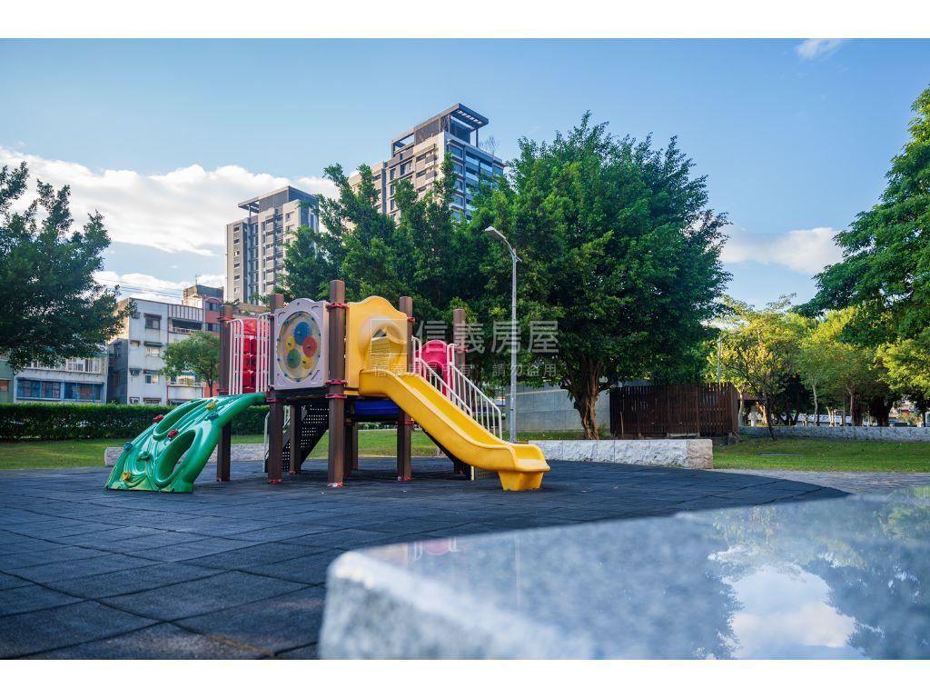 奇岩站＿高樓山景溫馨宅房屋室內格局與周邊環境