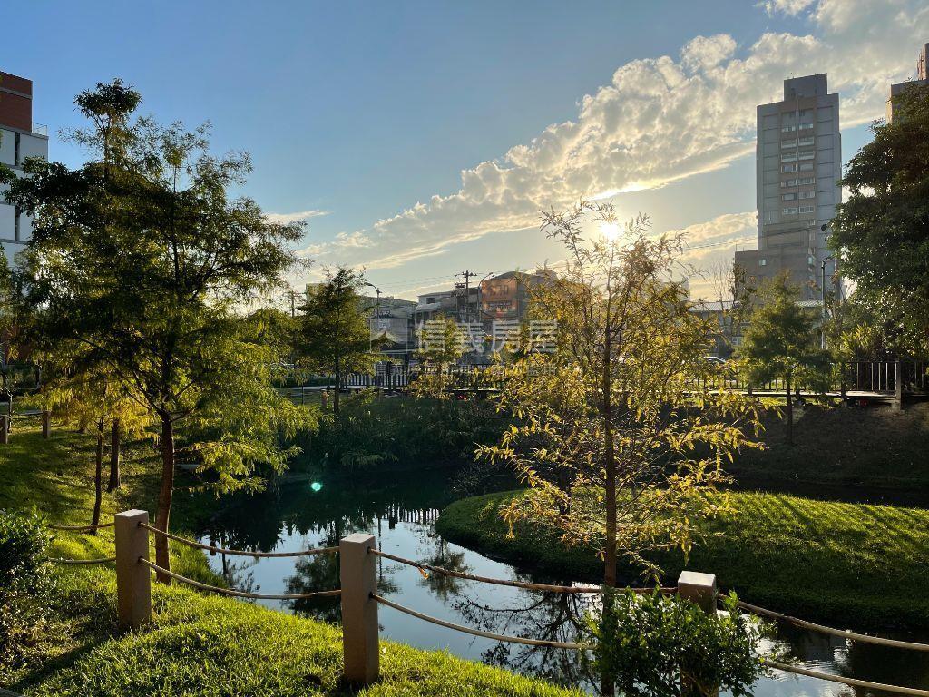 奇岩站＿高樓山景溫馨宅房屋室內格局與周邊環境