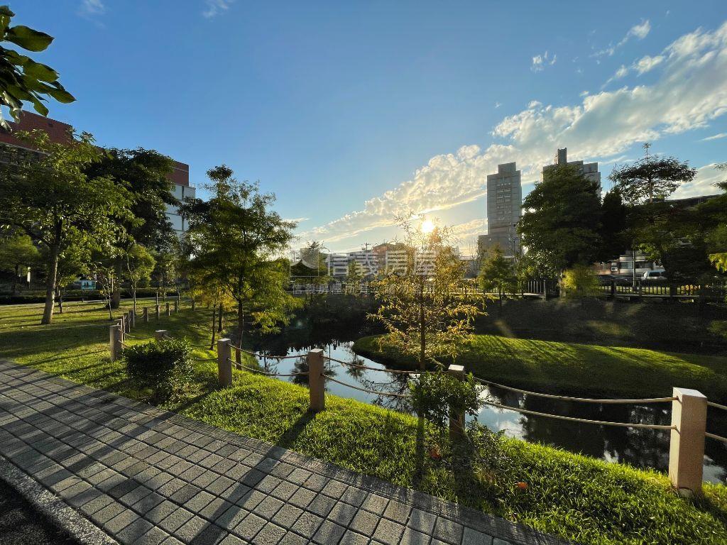 奇岩站＿高樓山景溫馨宅房屋室內格局與周邊環境