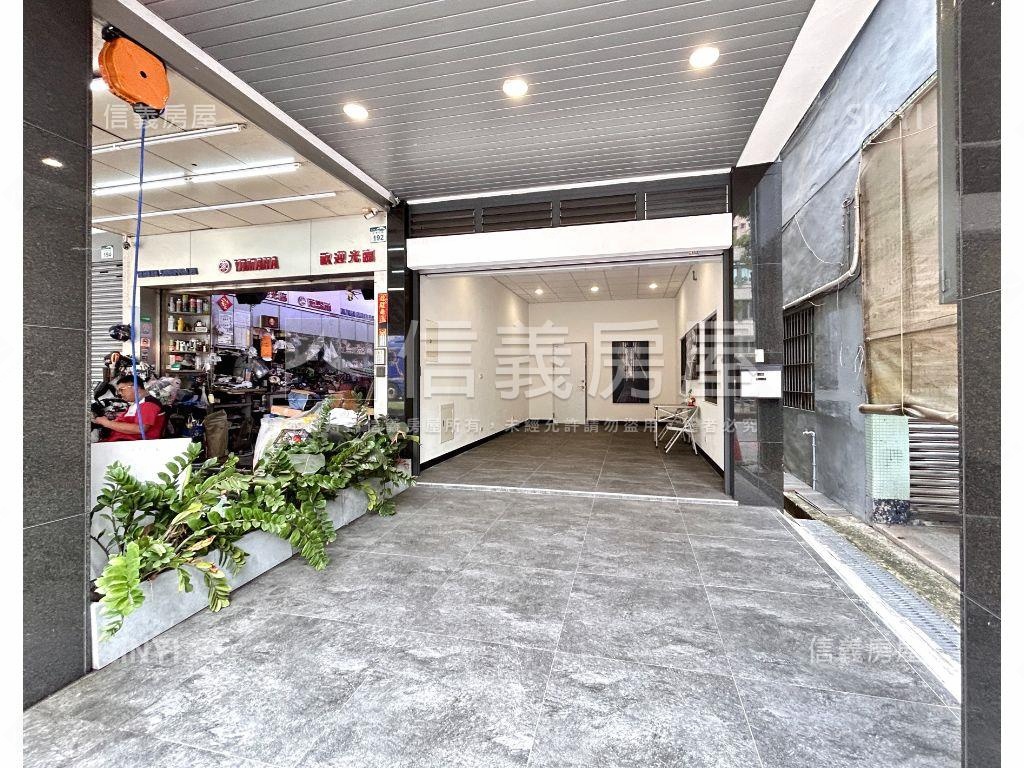 苓雅核心正路電梯御居房屋室內格局與周邊環境