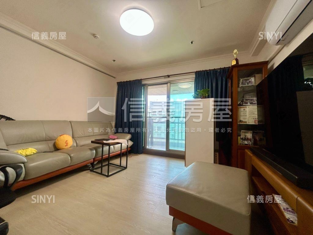 巨蛋首排高樓景四房雙平車房屋室內格局與周邊環境