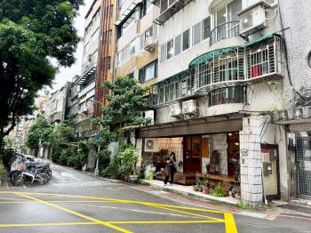 ＮＥＷ台電大樓公園店面