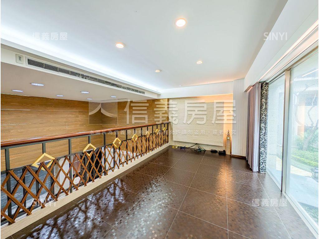 環球薈館尊爵非凡Ｂ房屋室內格局與周邊環境