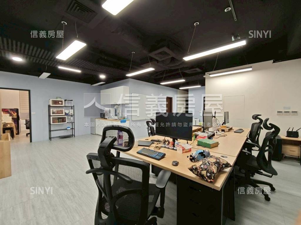 信義大悅策略性美景帶車位房屋室內格局與周邊環境