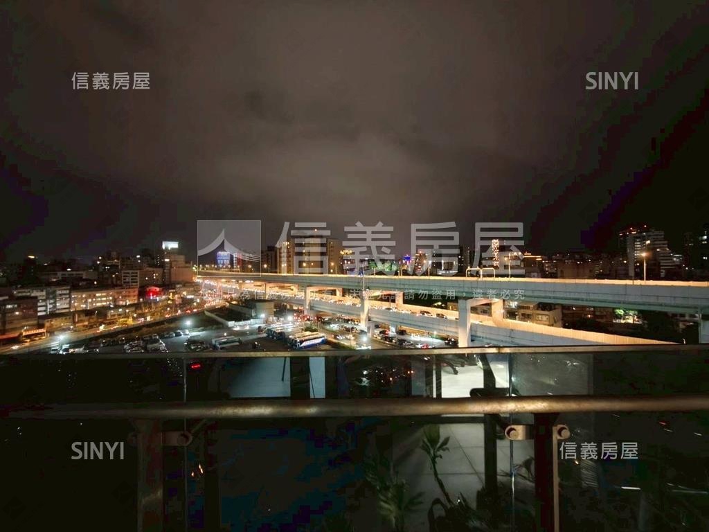 信義大悅策略性美景帶車位房屋室內格局與周邊環境