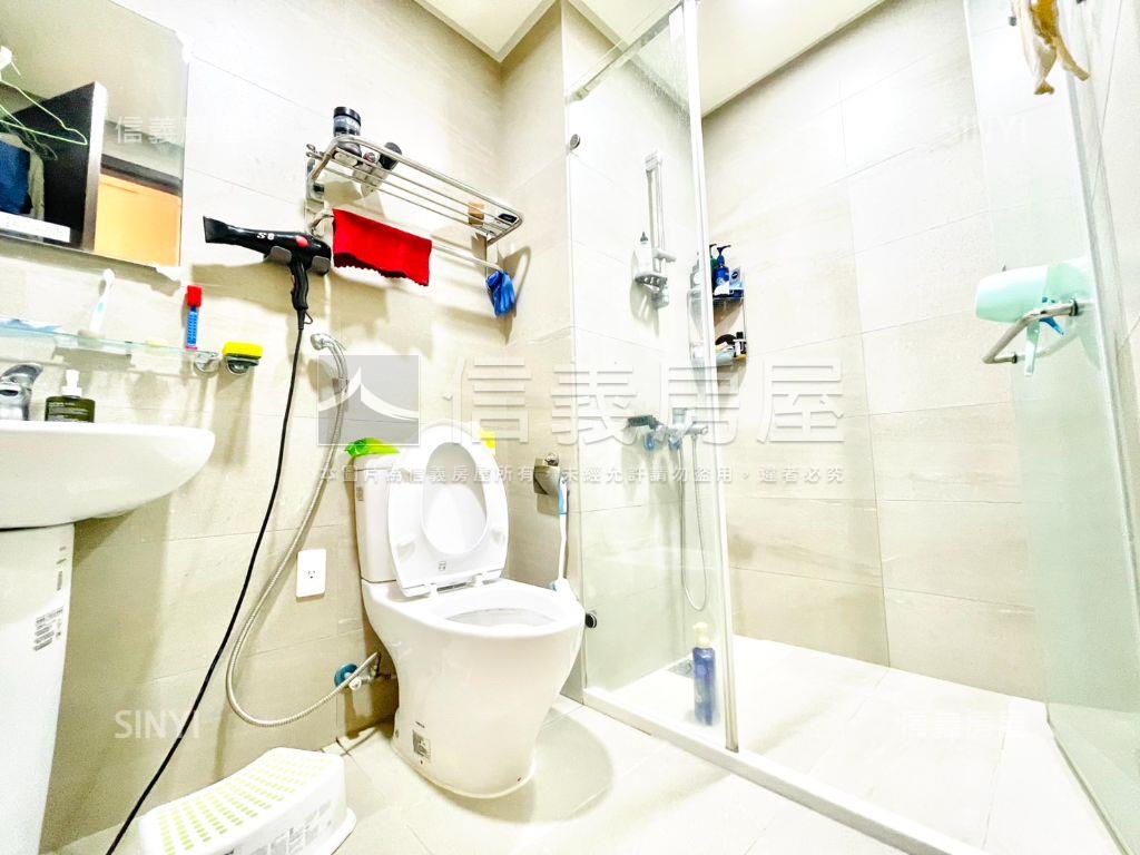 情定水蓮精品視野三房平車房屋室內格局與周邊環境