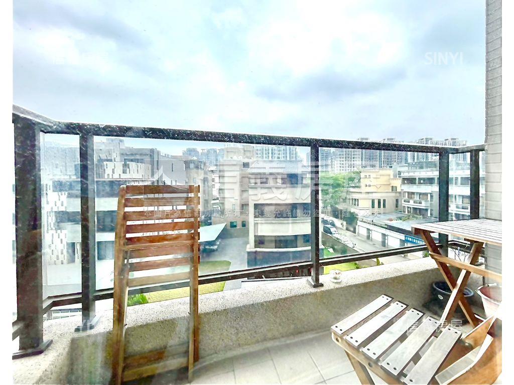 情定水蓮精品視野三房平車房屋室內格局與周邊環境