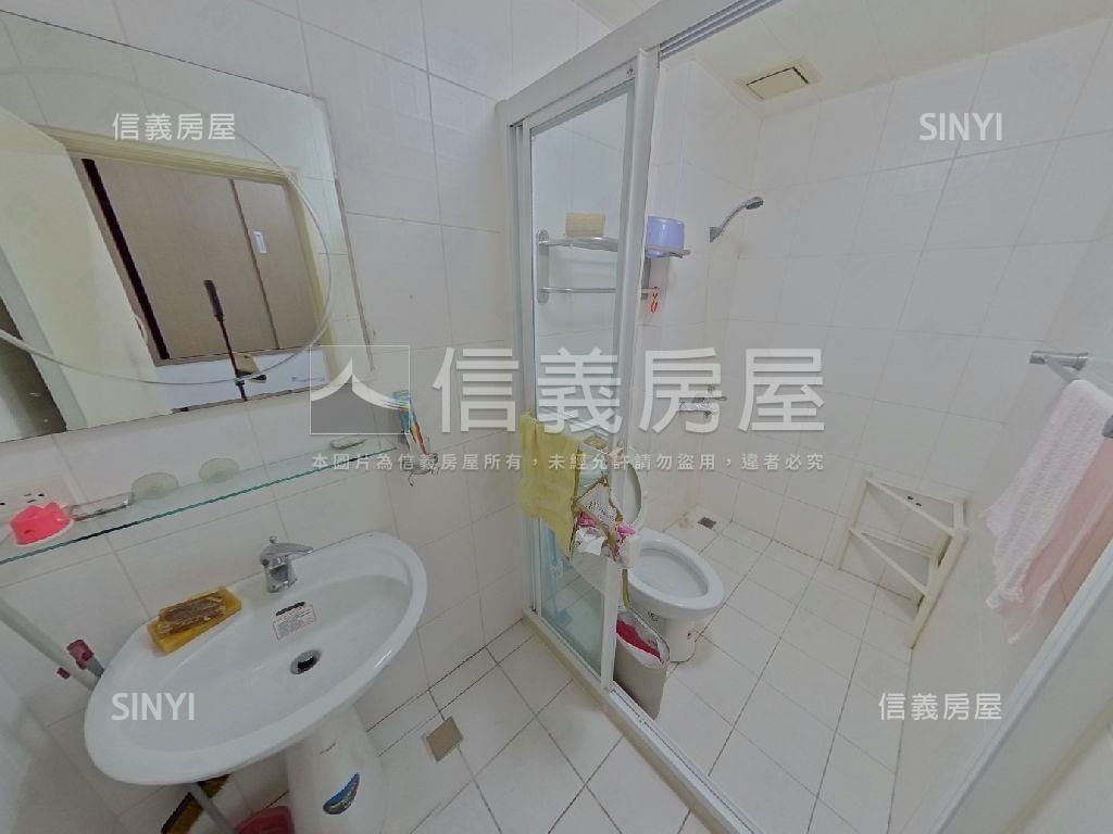 童話森林林蔭舒適別墅房屋室內格局與周邊環境