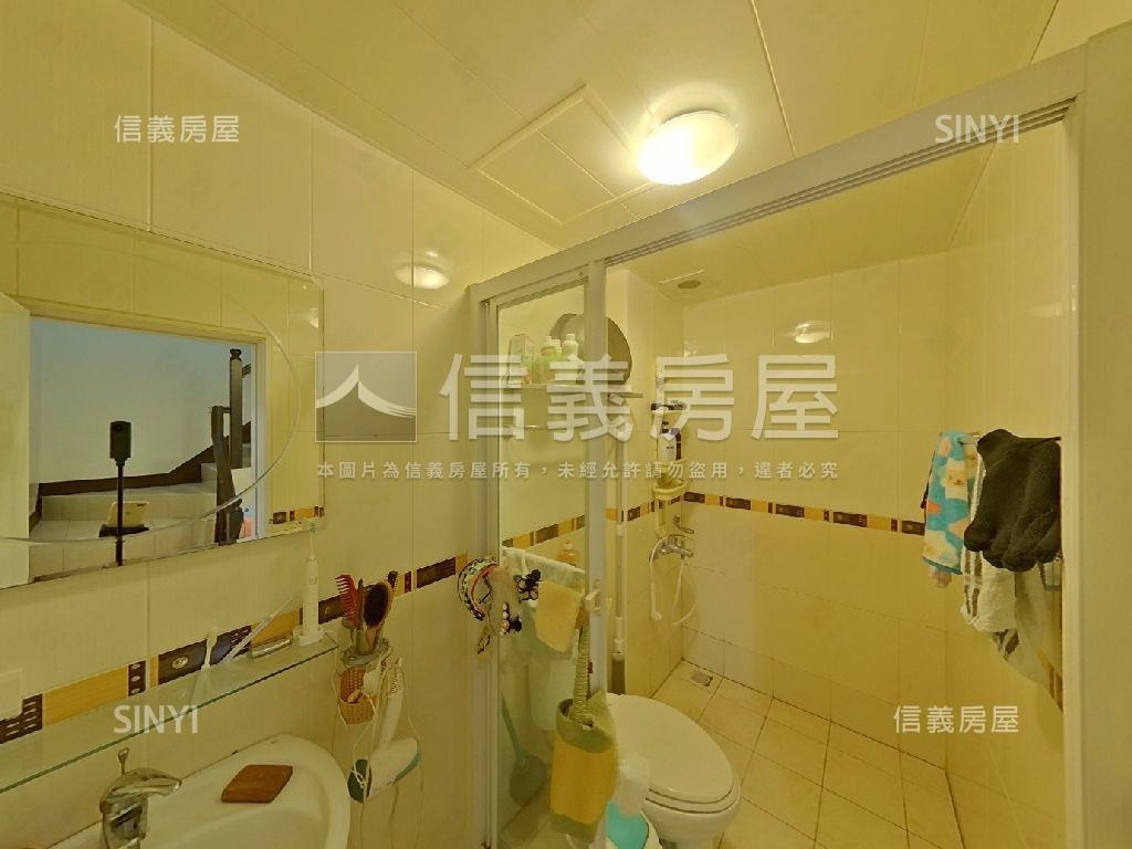 童話森林林蔭舒適別墅房屋室內格局與周邊環境