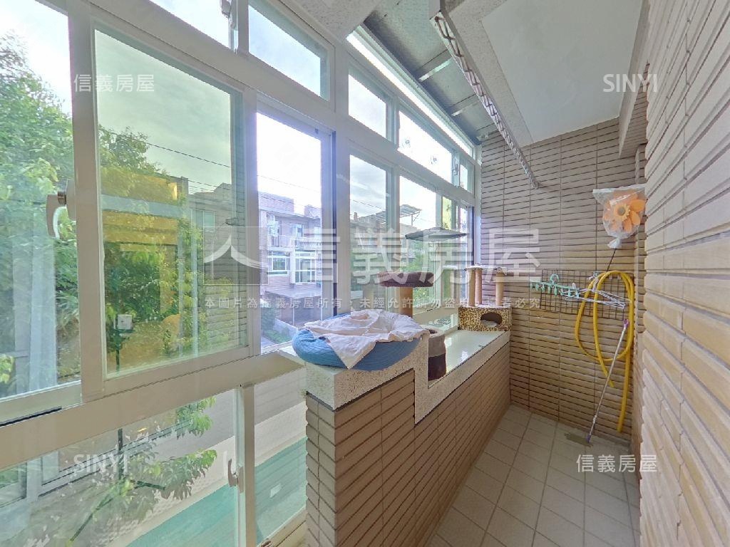 童話森林林蔭舒適別墅房屋室內格局與周邊環境