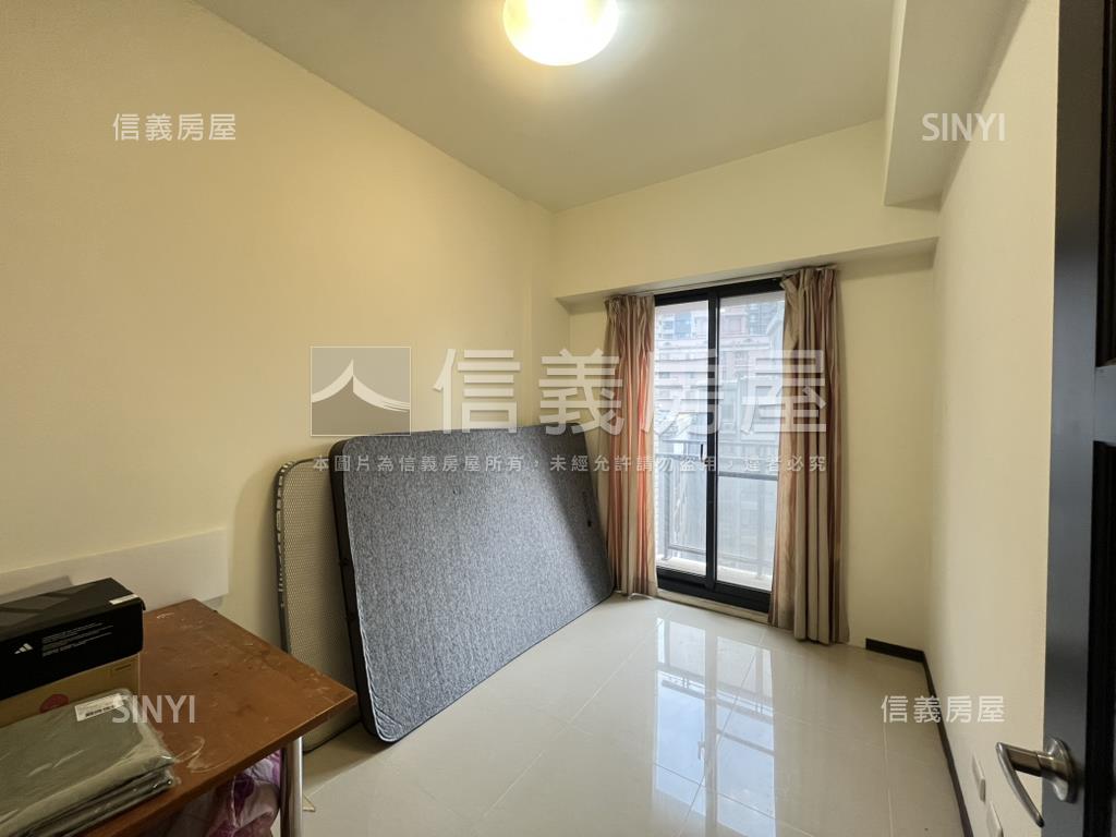 Ｉ－ＰＡＲＫ西南向三房房屋室內格局與周邊環境