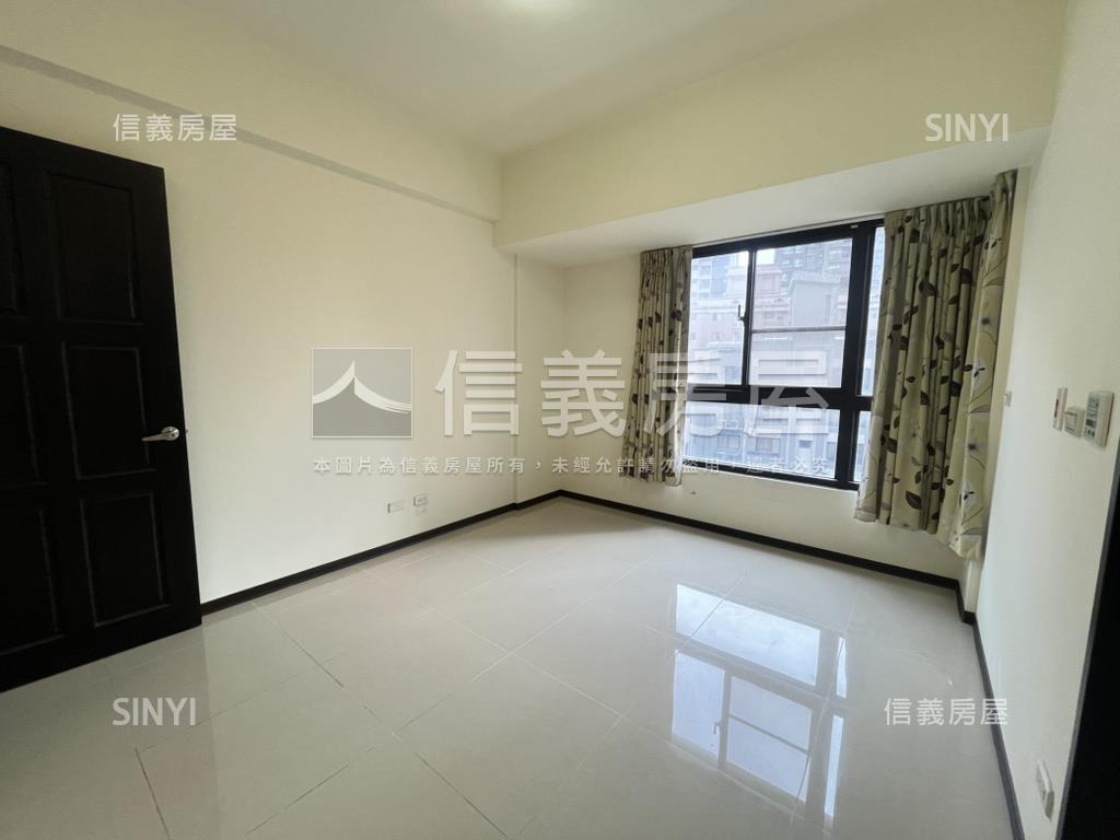 Ｉ－ＰＡＲＫ西南向三房房屋室內格局與周邊環境