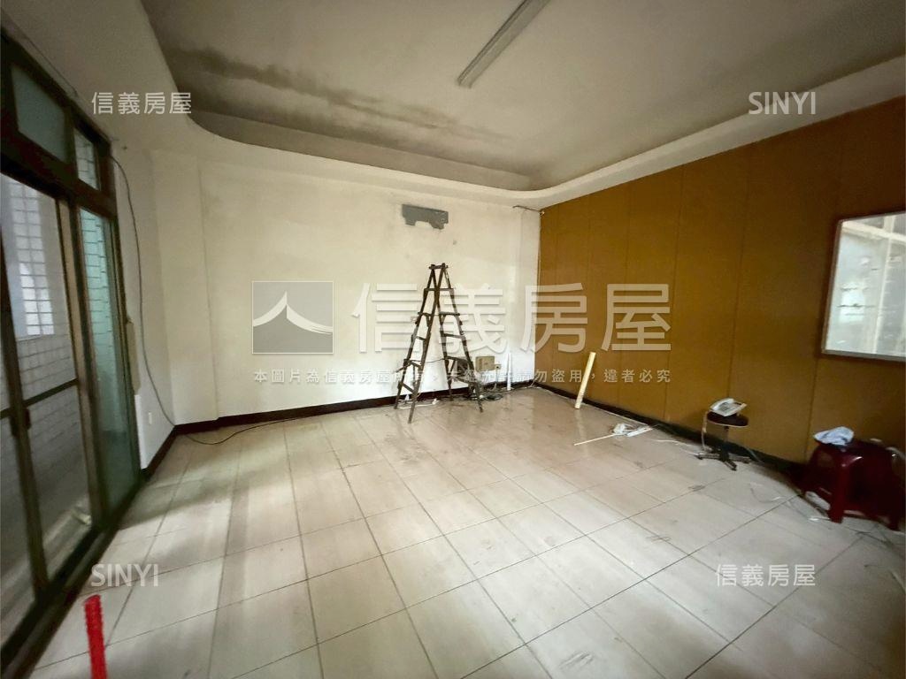 龍潭ＲＣ透天廠房房屋室內格局與周邊環境