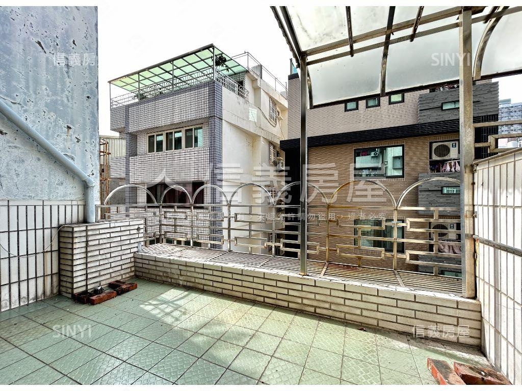 六合商圈活巷邊間透天房屋室內格局與周邊環境
