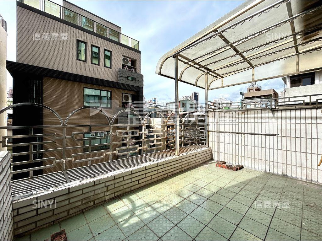 六合商圈活巷邊間透天房屋室內格局與周邊環境